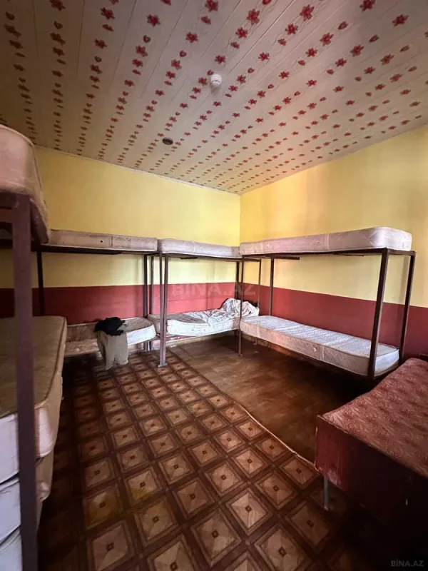 Satılır obyekt 840 m²