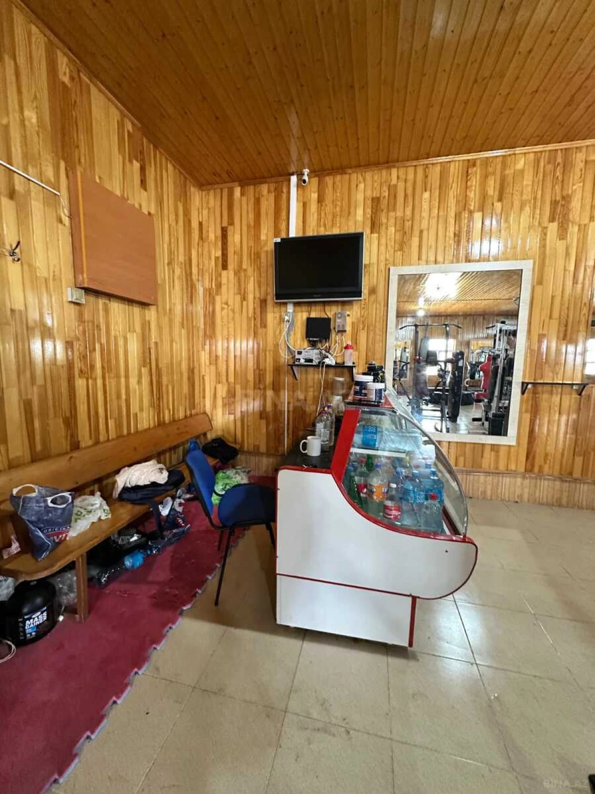 Satılır obyekt 840 m²