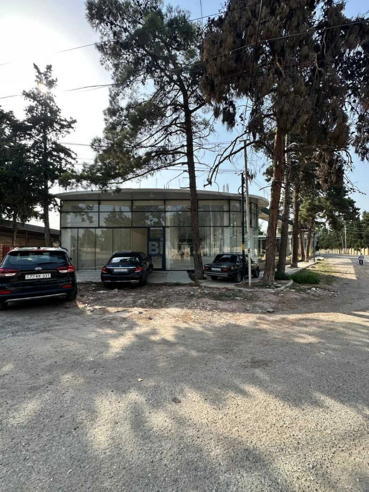 Satılır obyekt 1700 m²