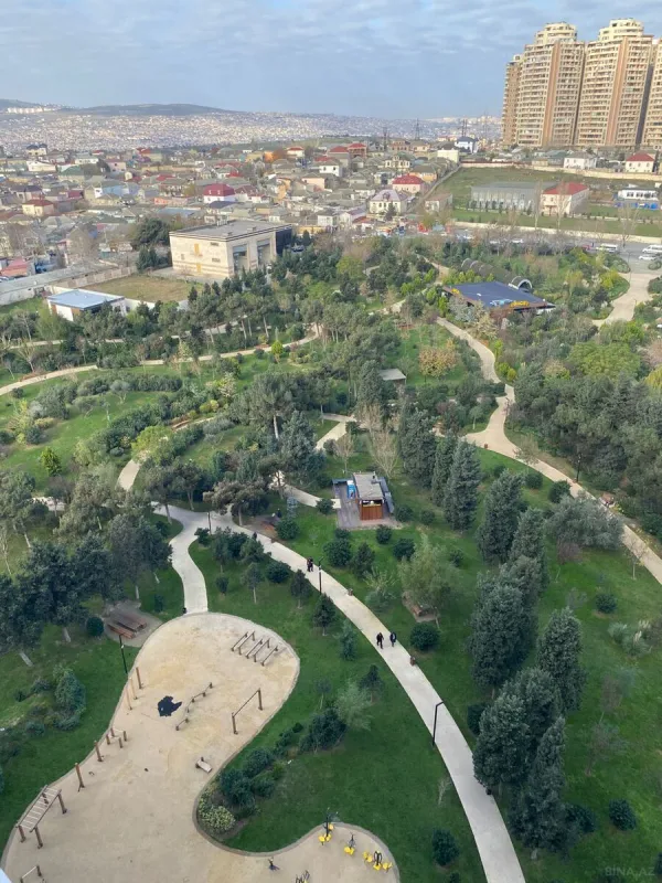 Satılır 3 otaqlı mənzil 155 m²