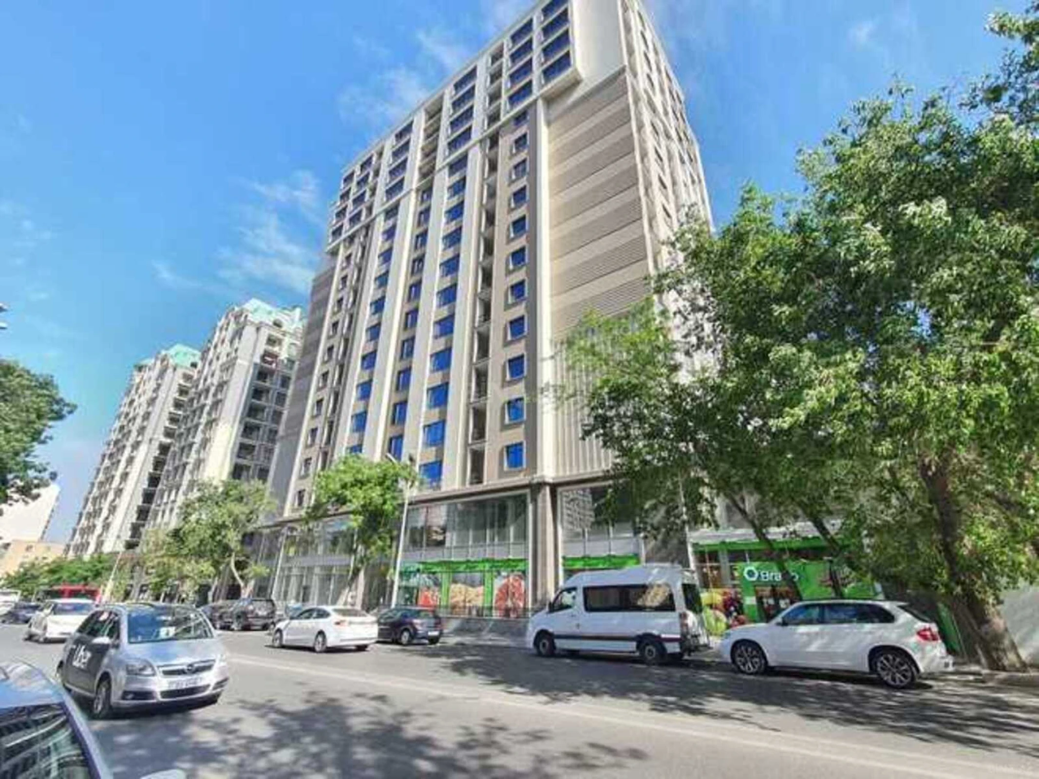 Satılır 2 otaqlı mənzil 79 m²