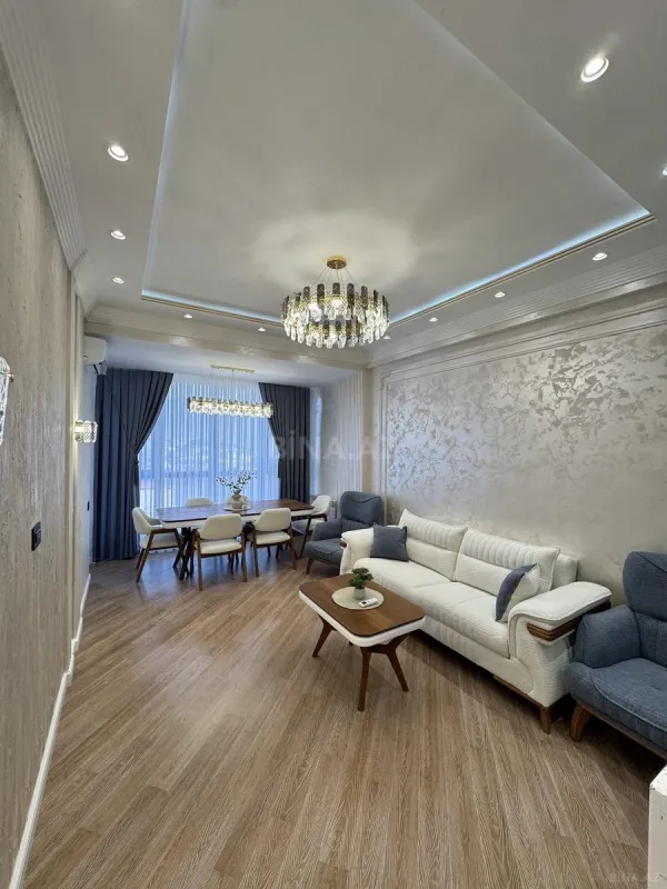 Satılır 3 otaqlı mənzil 104 m²