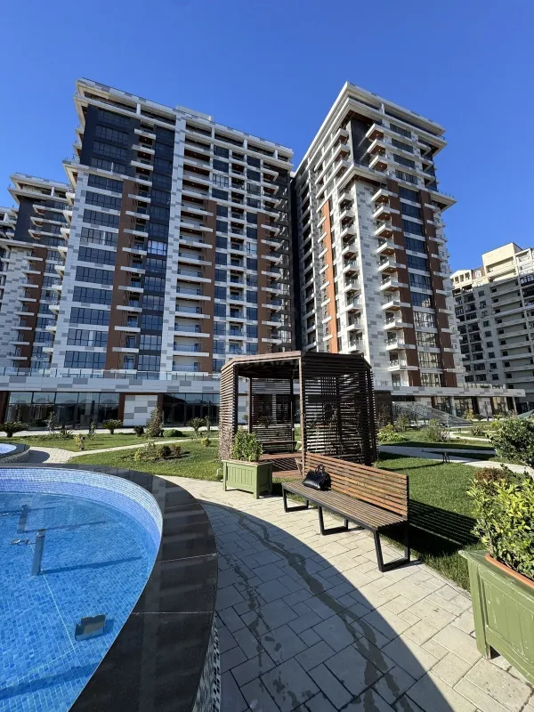Satılır 3 otaqlı mənzil 104 m²