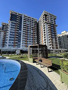 Satılır 3 otaqlı mənzil 104 m² — Bakı, Bakıxanov 3 otaq 104.00 m²