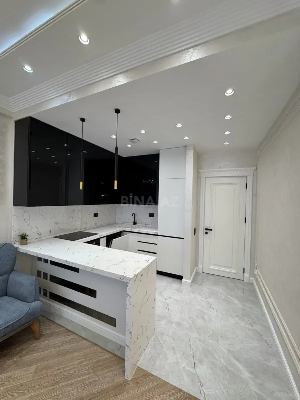 Satılır 3 otaqlı mənzil 104 m²