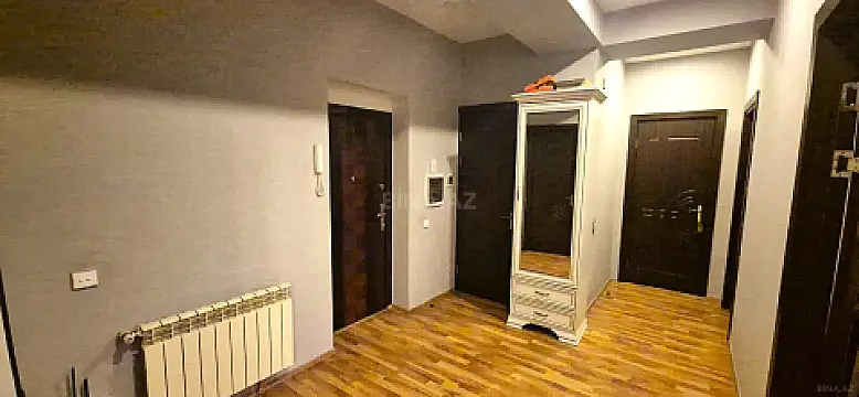 Satılır 2 otaqlı mənzil 90 m²