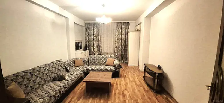 Satılır 2 otaqlı mənzil 90 m² — Bakı, 8-ci kilometr 2 otaq 90.00 m²