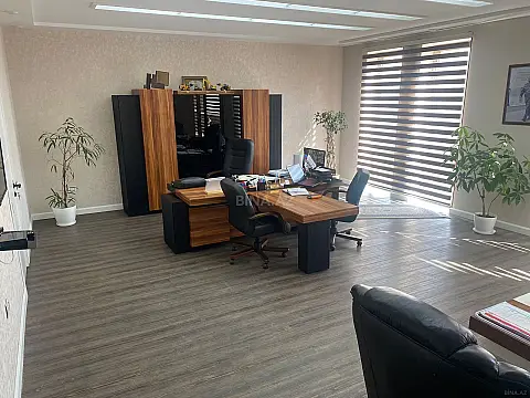Kirayə verilir 5 otaqlı ofis 240 m² — Bakı, Yasamal 5 otaq 240.00 m²
