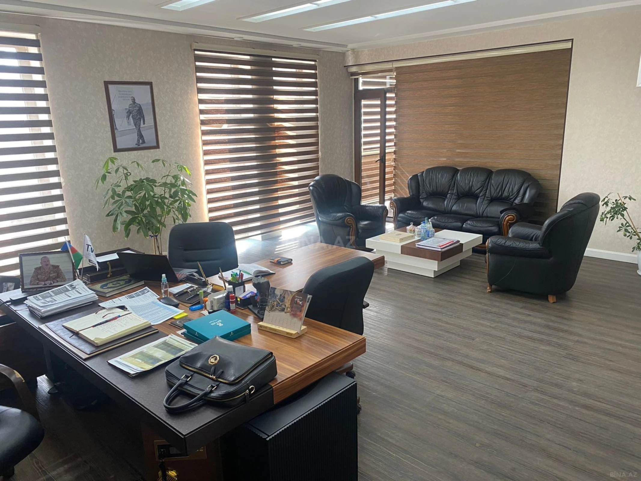 Kirayə verilir 5 otaqlı ofis 240 m²