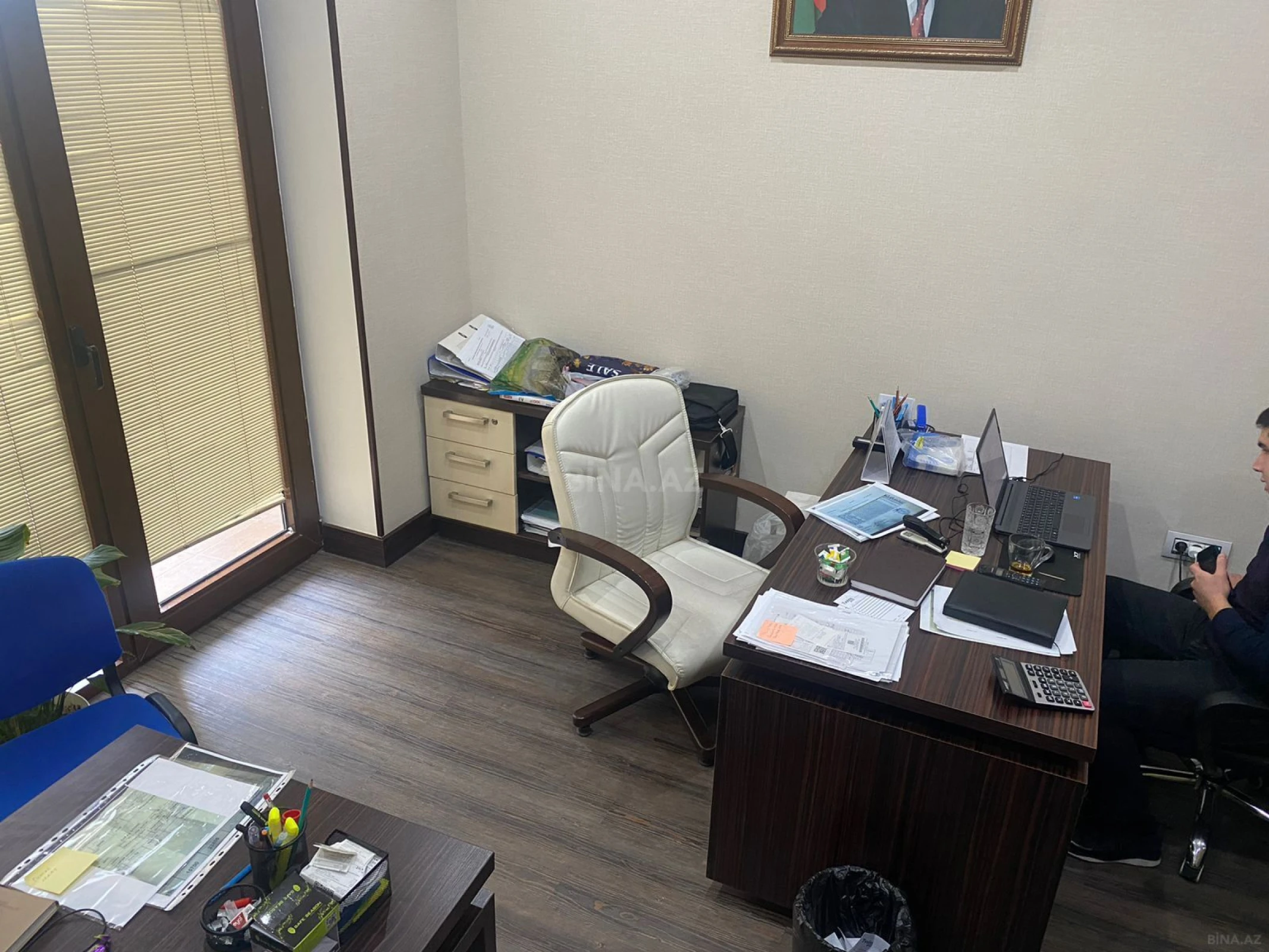 Kirayə verilir 5 otaqlı ofis 240 m²