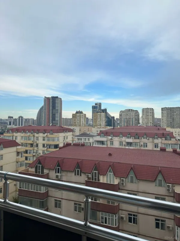 Kirayə verilir 3 otaqlı mənzil 100 m²