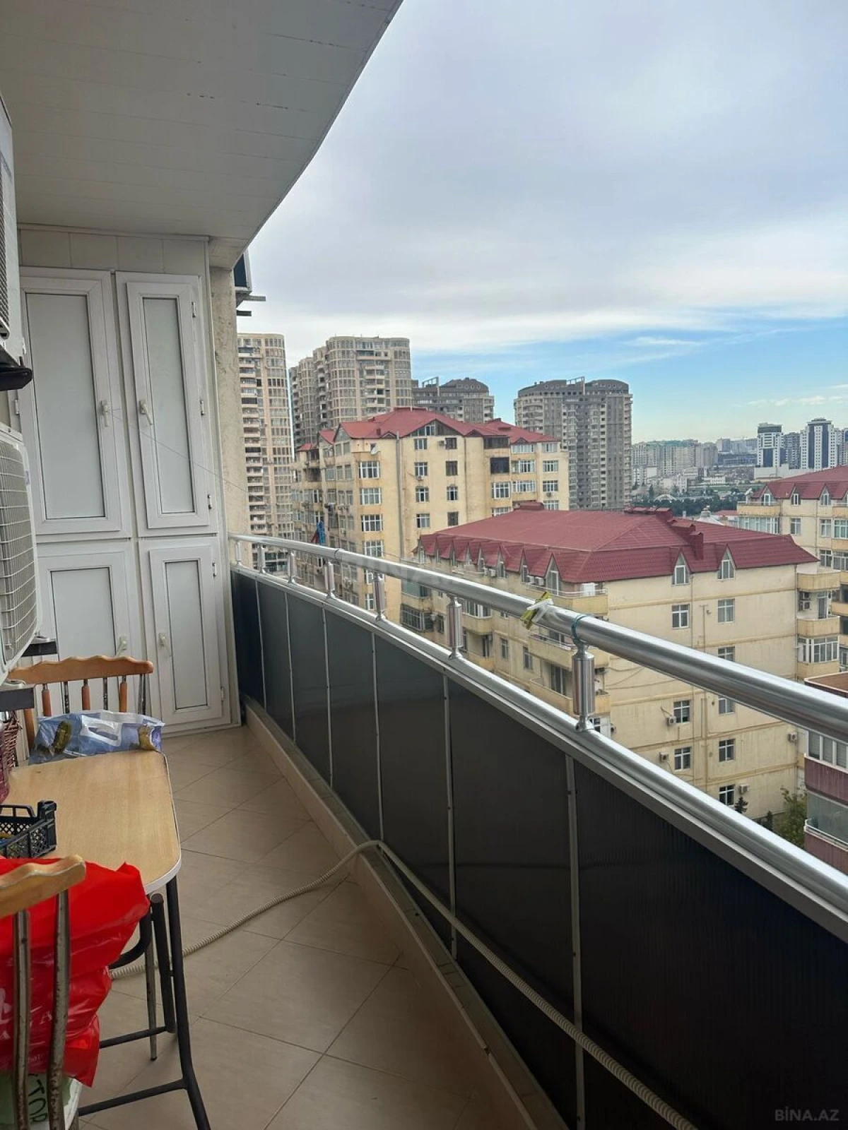 Kirayə verilir 3 otaqlı mənzil 100 m²