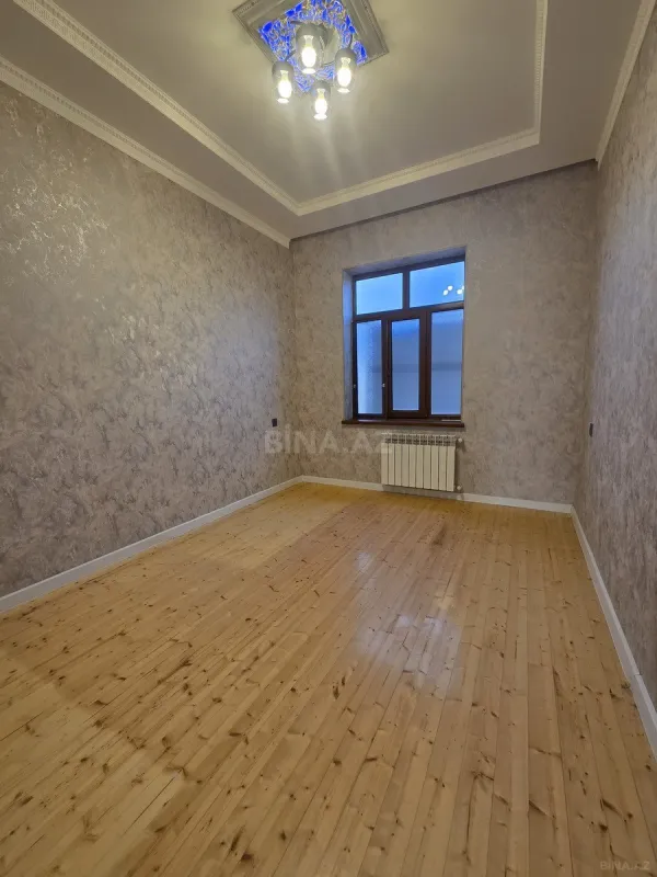 Satılır 8 otaqlı həyət evi 360 m²