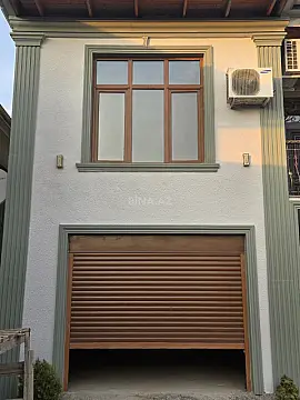 Satılır 8 otaqlı həyət evi 360 m²