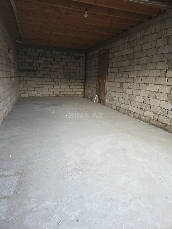 Satılır 8 otaqlı həyət evi 360 m²