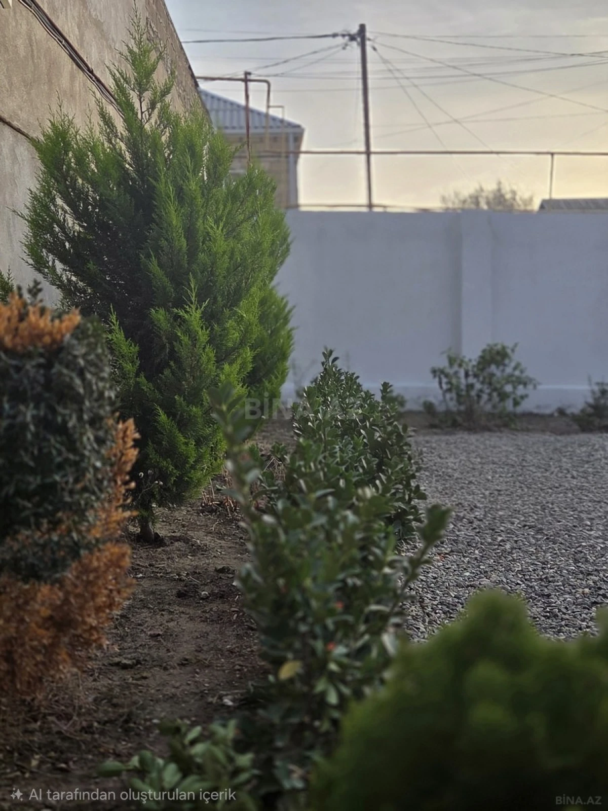 Satılır 8 otaqlı həyət evi 360 m²