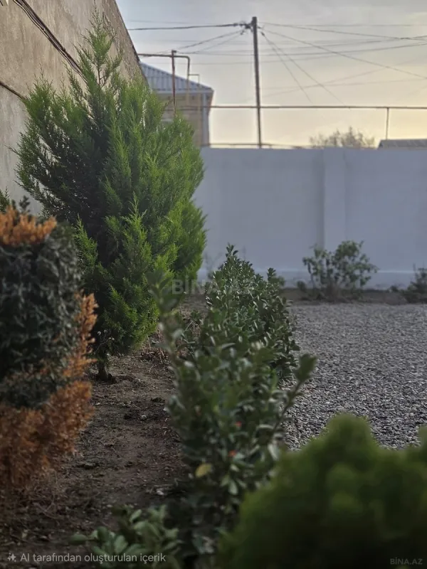 Satılır 8 otaqlı həyət evi 360 m²