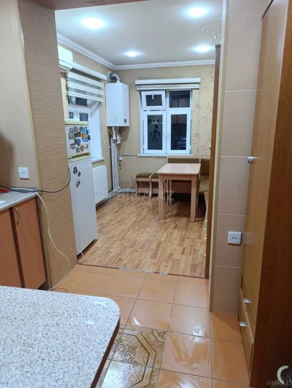Satılır 3 otaqlı mənzil 80 m²