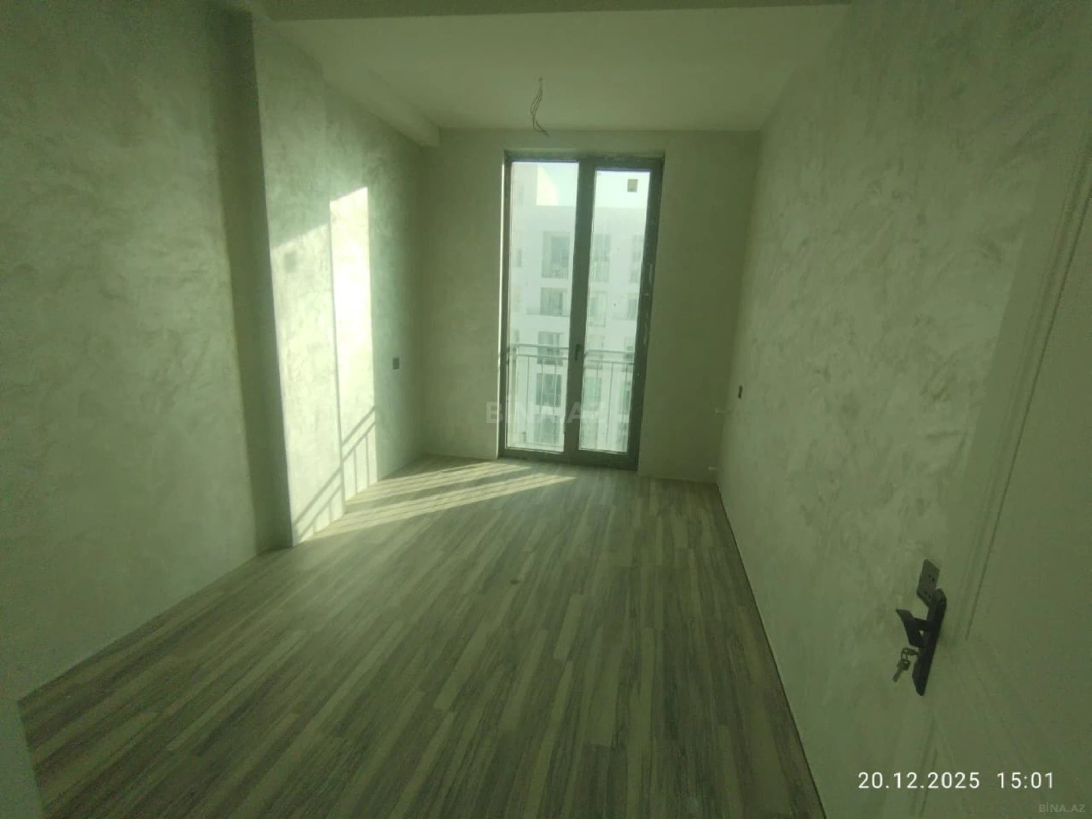 Satılır 3 otaqlı mənzil 100 m²