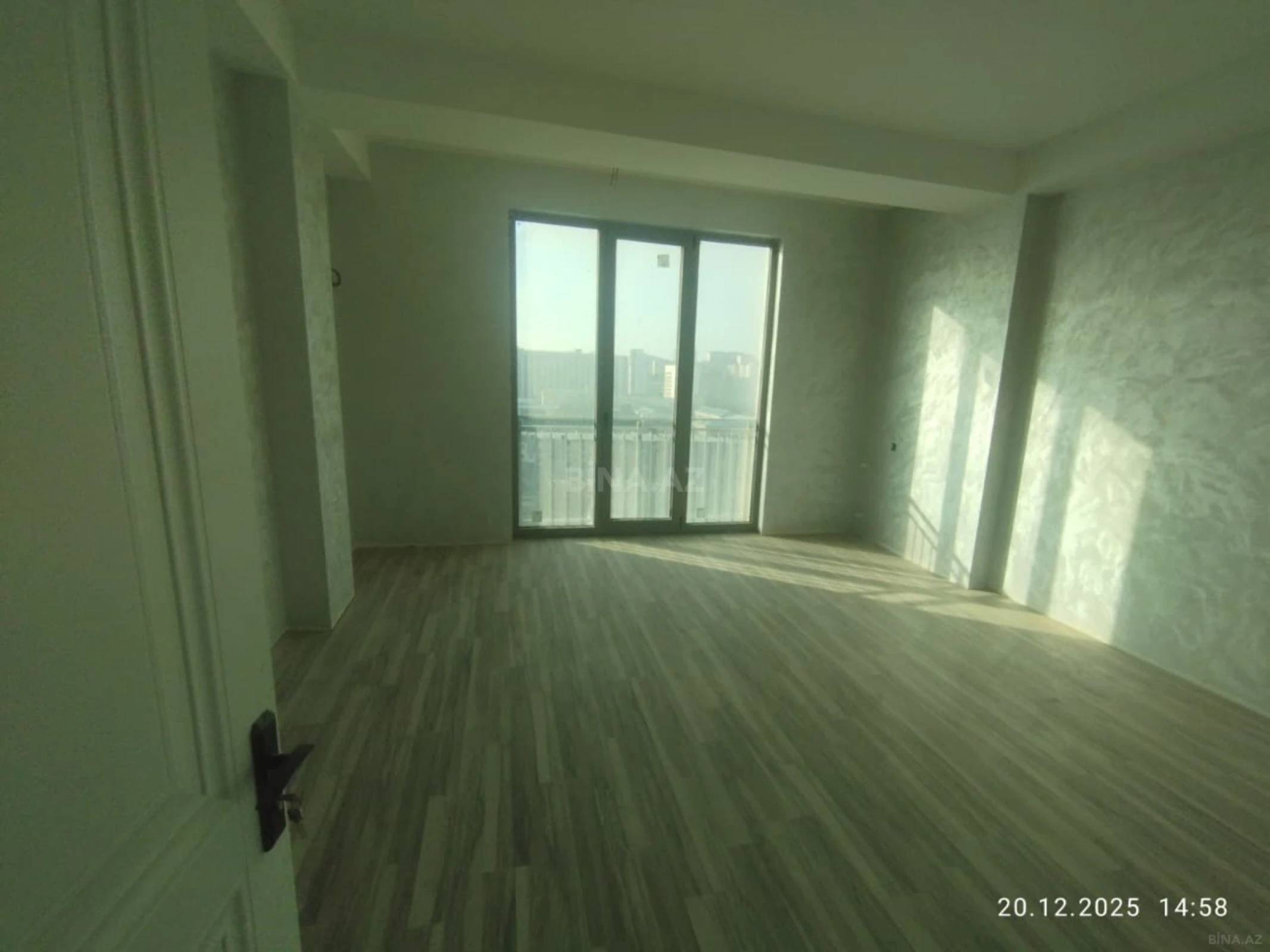 Satılır 3 otaqlı mənzil 100 m²