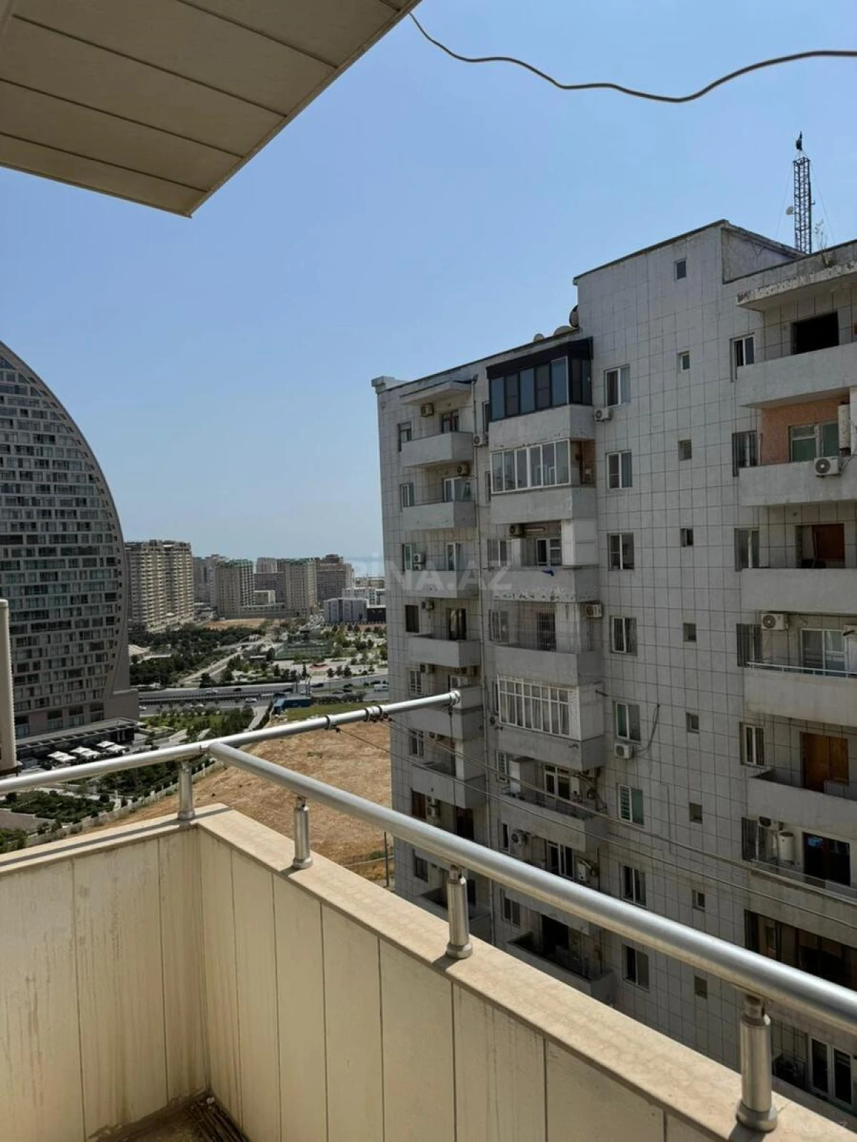 Satılır 3 otaqlı mənzil 149 m²