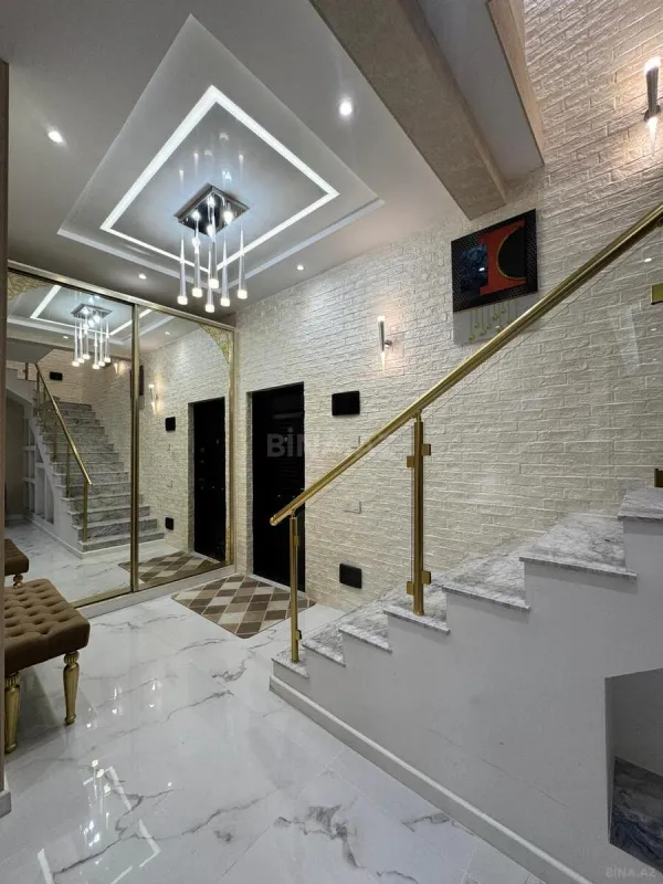 Satılır 4 otaqlı mənzil 170 m²