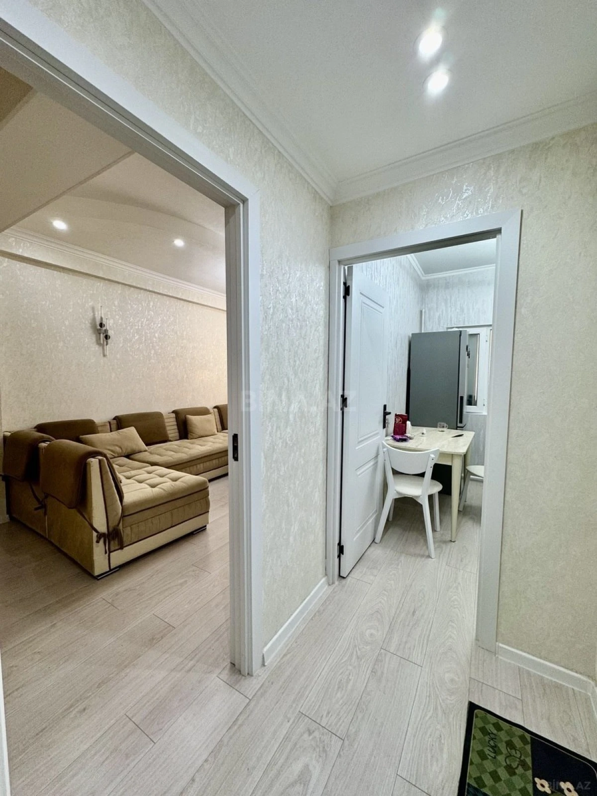 Satılır 2 otaqlı mənzil 52 m²