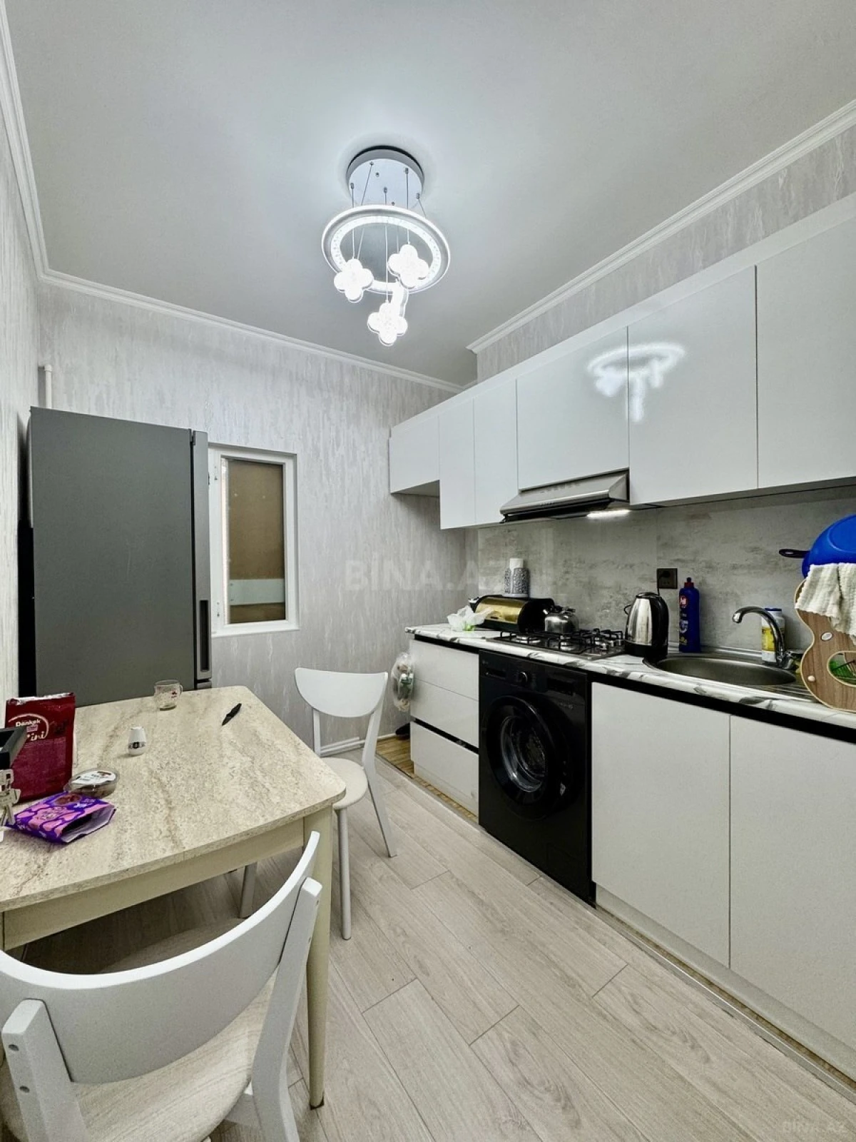 Satılır 2 otaqlı mənzil 52 m²