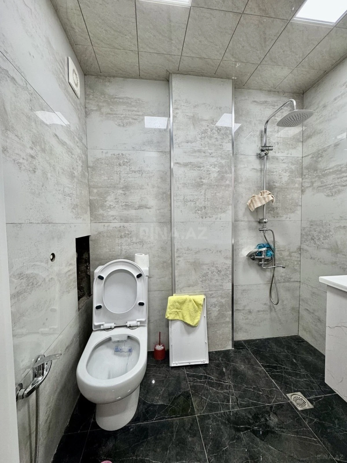 Satılır 2 otaqlı mənzil 52 m²