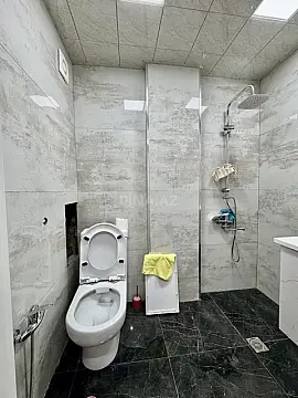 Satılır 2 otaqlı mənzil 52 m²
