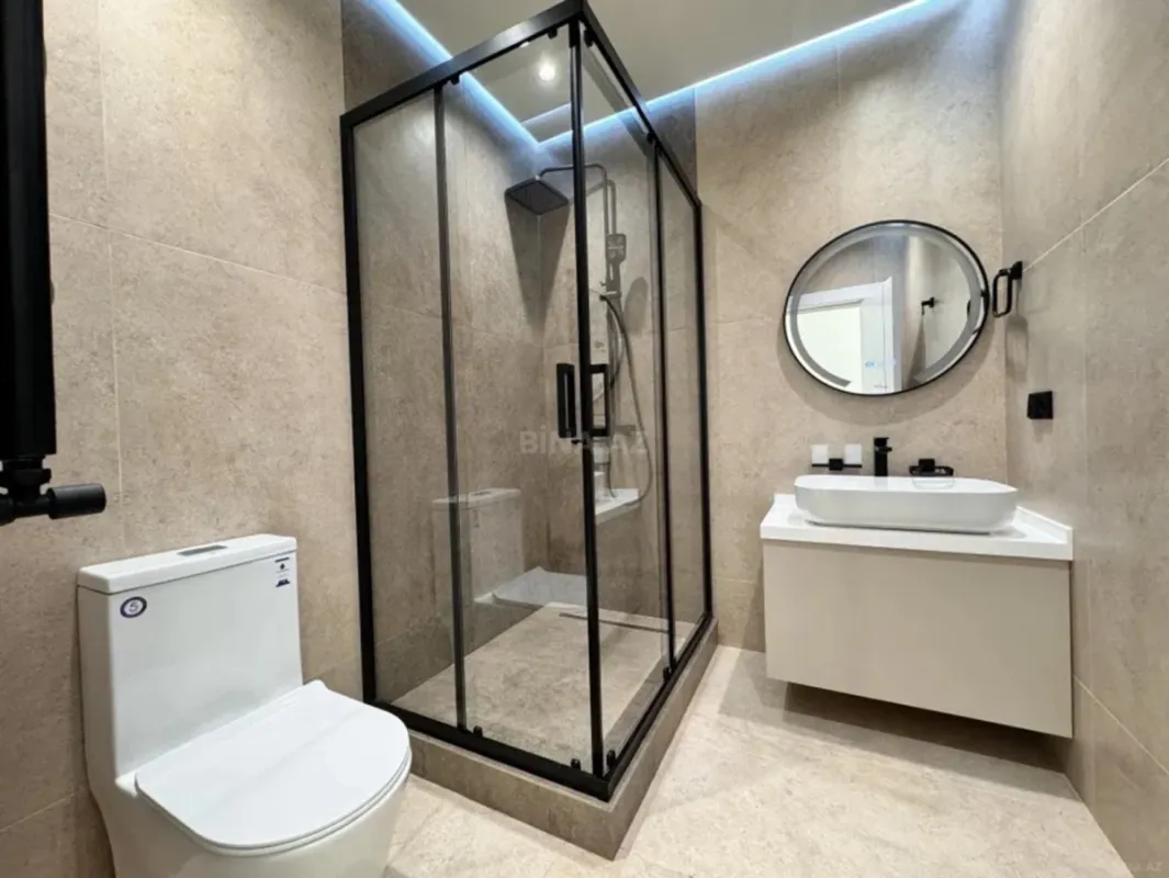 Kirayə verilir 3 otaqlı mənzil 140 m²
