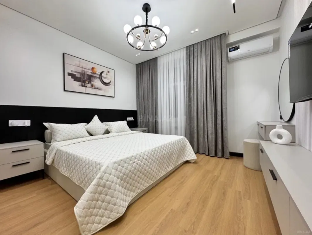 Kirayə verilir 3 otaqlı mənzil 140 m²