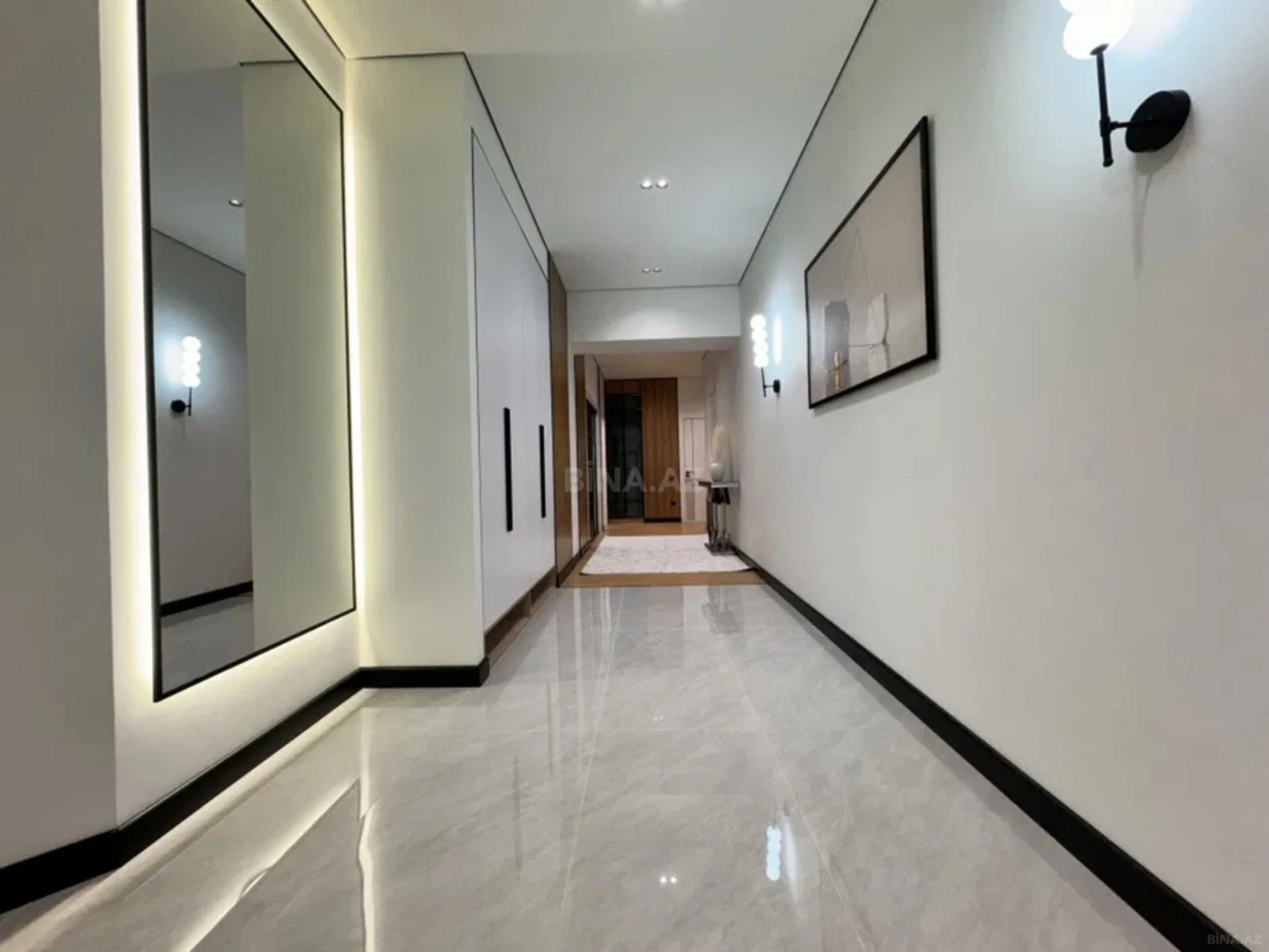 Kirayə verilir 3 otaqlı mənzil 140 m²