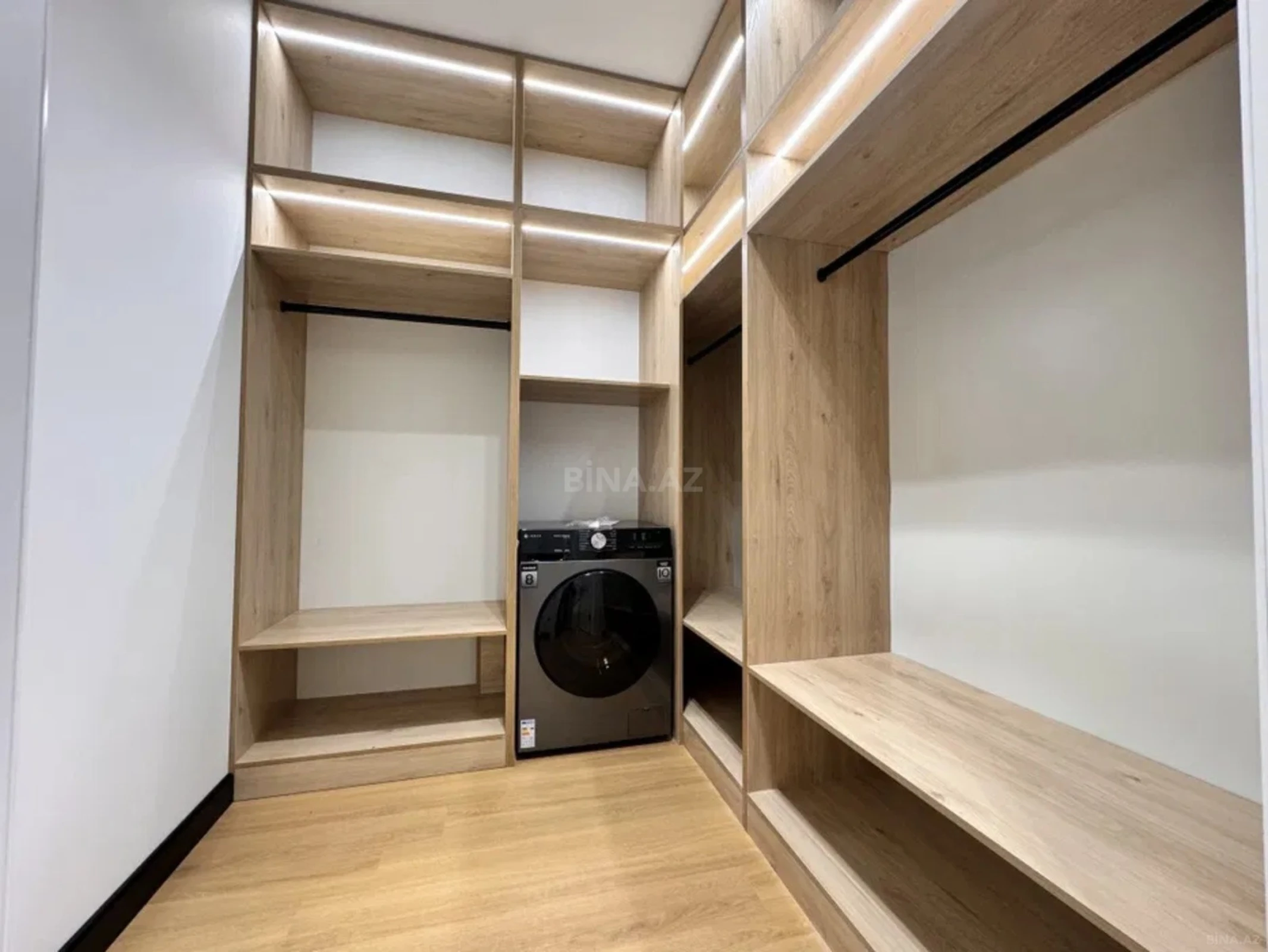 Kirayə verilir 3 otaqlı mənzil 140 m²