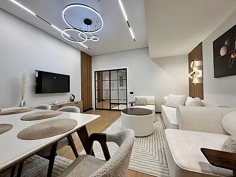 Kirayə verilir 3 otaqlı mənzil 140 m²