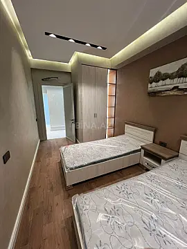 Satılır 3 otaqlı mənzil 108 m²
