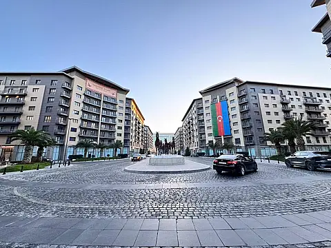 Satılır 4 otaqlı mənzil 146 m²