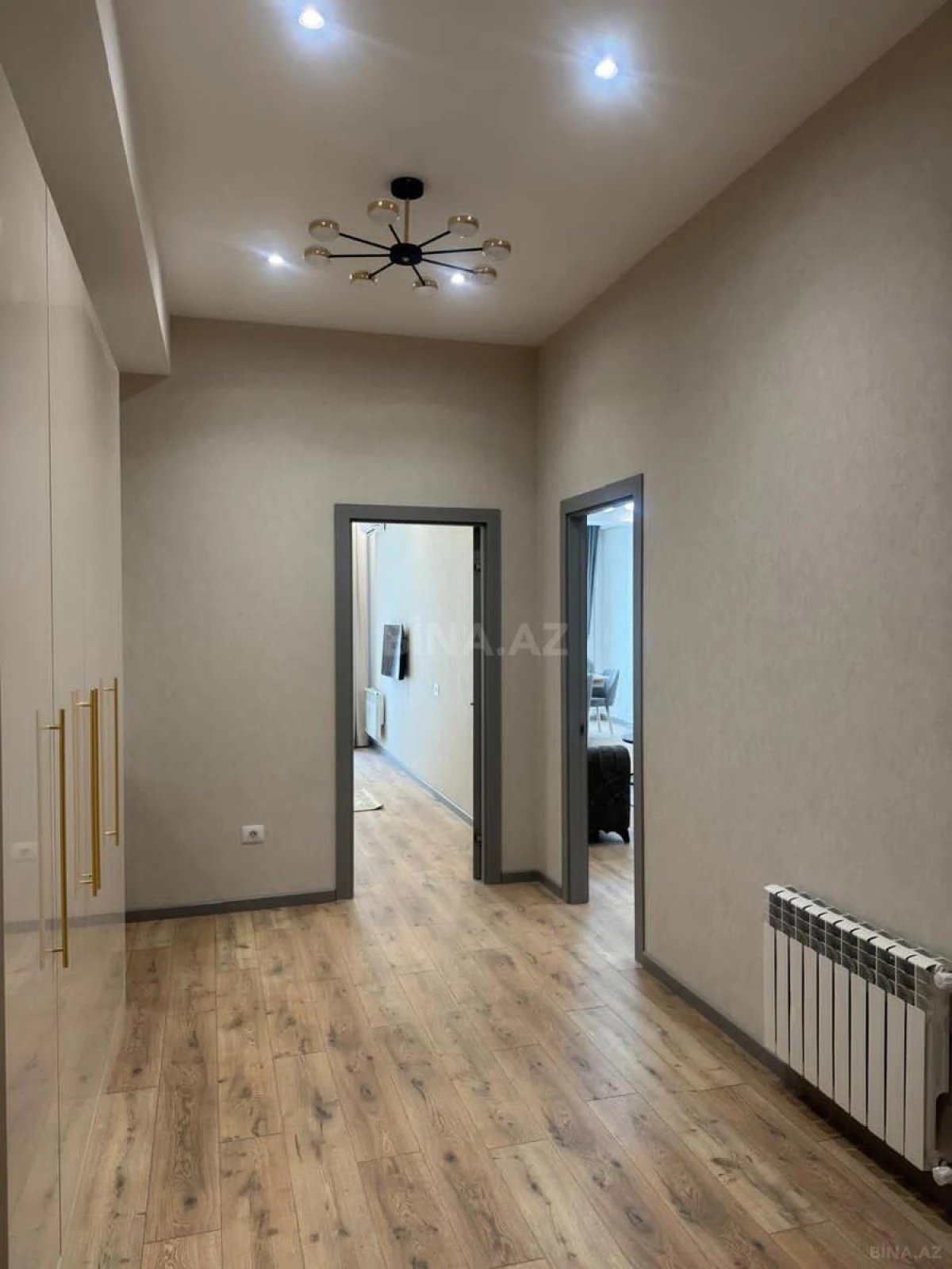 Satılır 2 otaqlı mənzil 95 m²