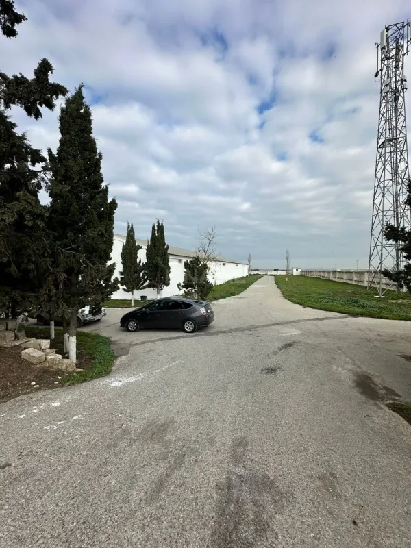 Kirayə verilir obyekt 648 m²