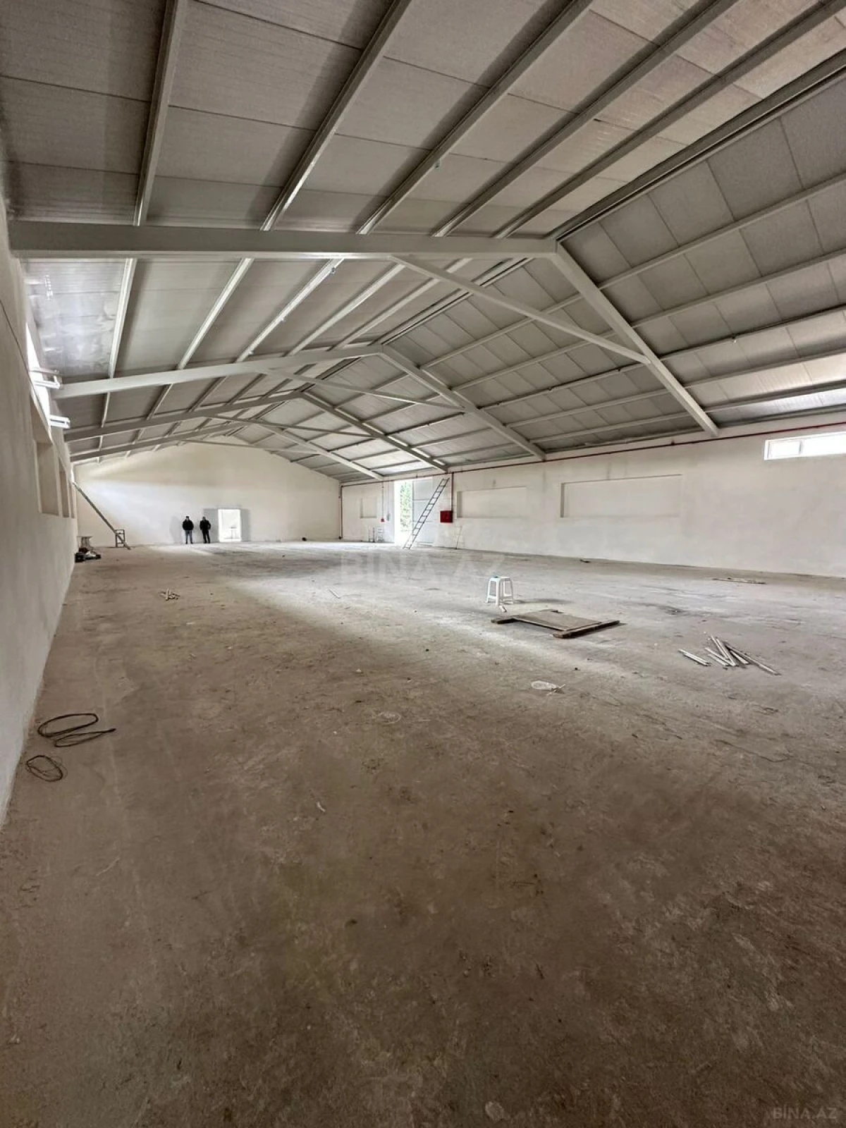 Kirayə verilir obyekt 648 m²