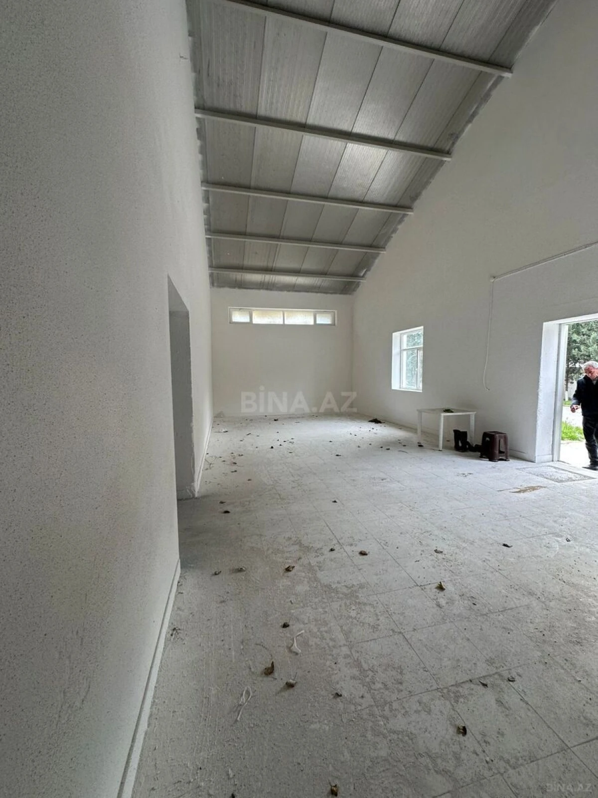 Kirayə verilir obyekt 648 m²