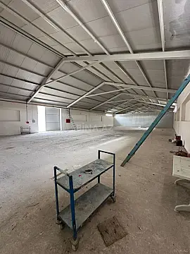 Kirayə verilir obyekt 648 m²