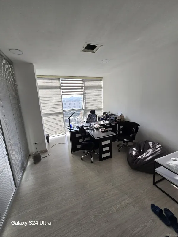 Kirayə verilir 4 otaqlı ofis 120 m²