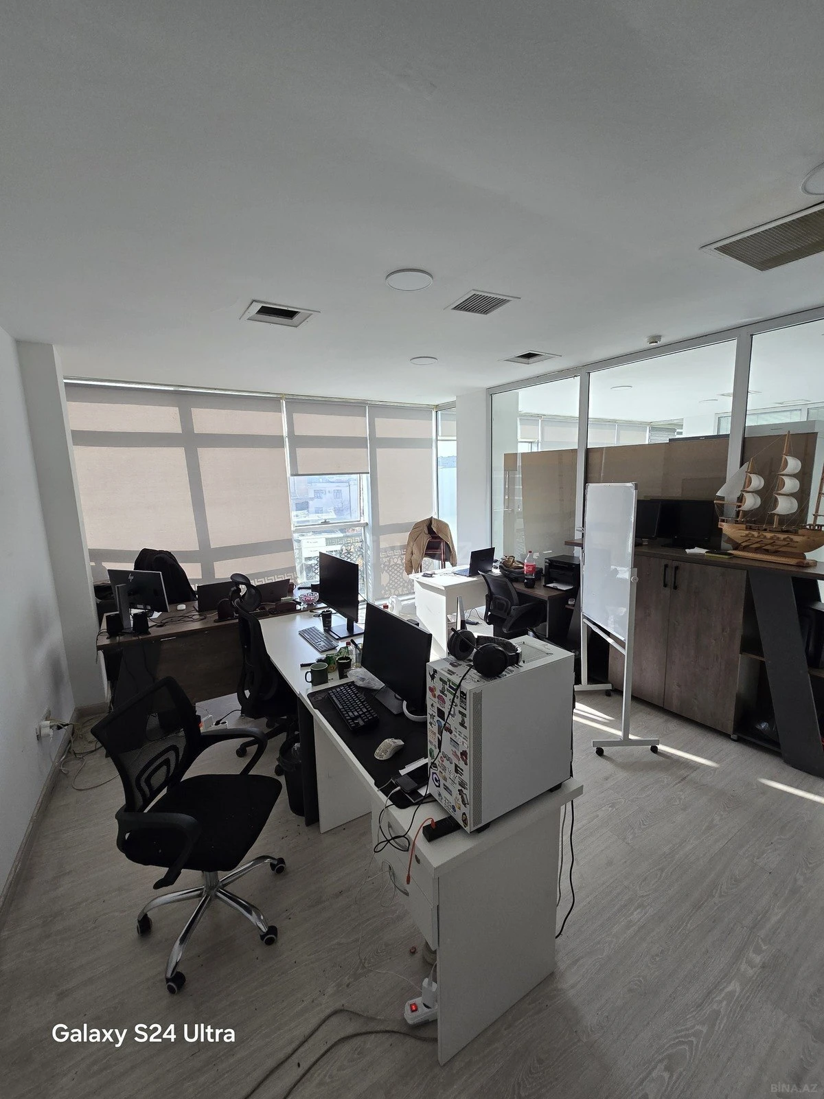 Kirayə verilir 4 otaqlı ofis 120 m²