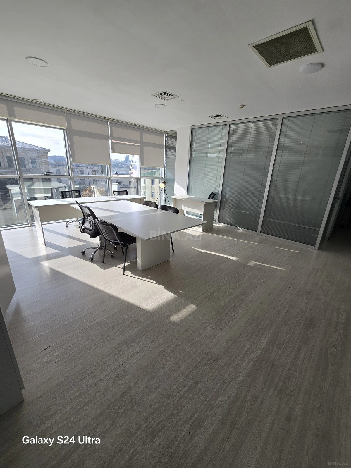Kirayə verilir 4 otaqlı ofis 120 m²