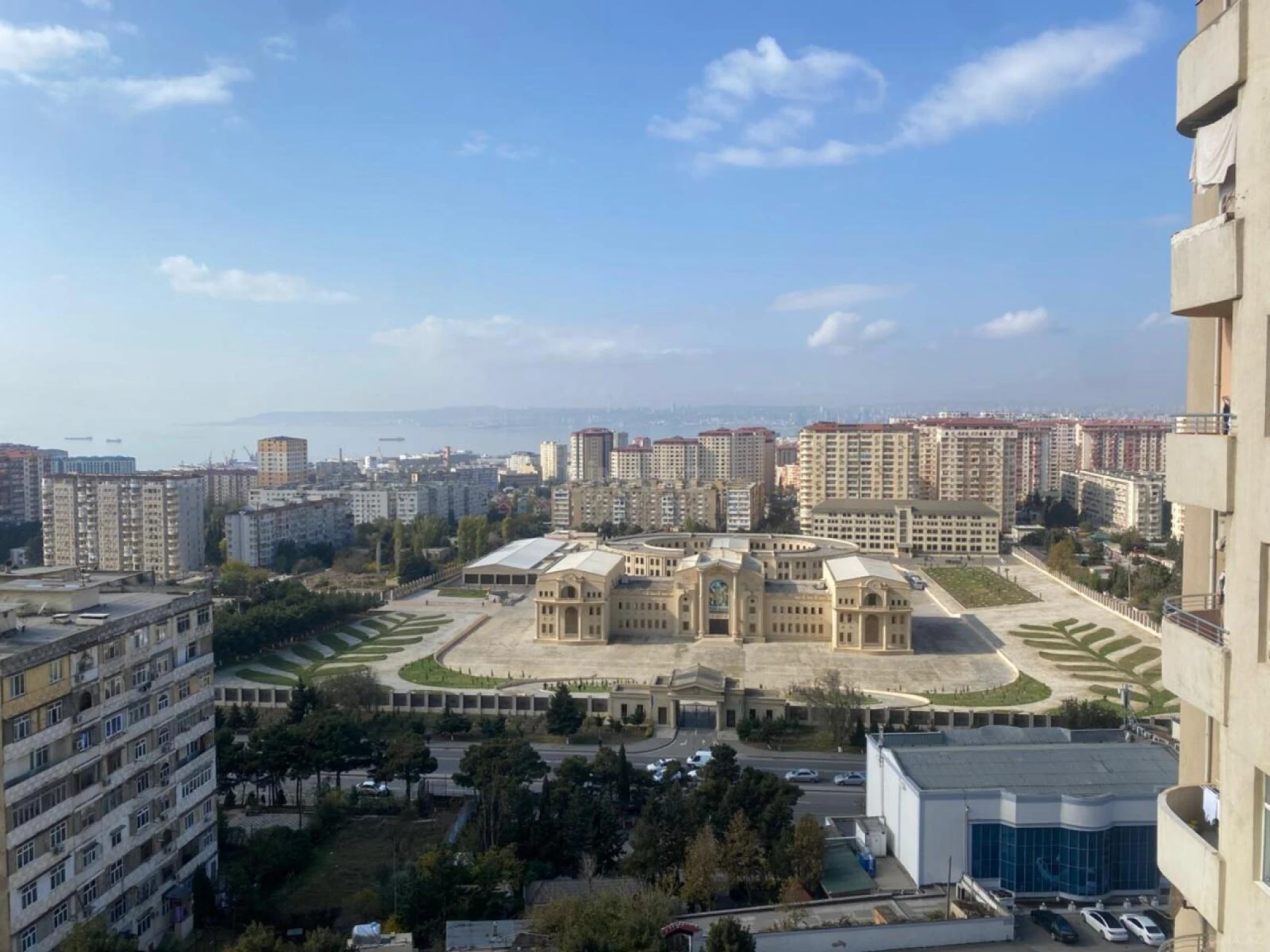 Satılır 3 otaqlı mənzil 95 m²