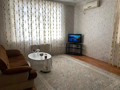 Satılır 3 otaqlı mənzil 95 m²