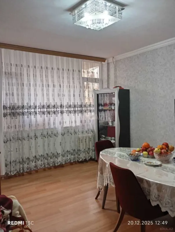Satılır 3 otaqlı mənzil 110 m²