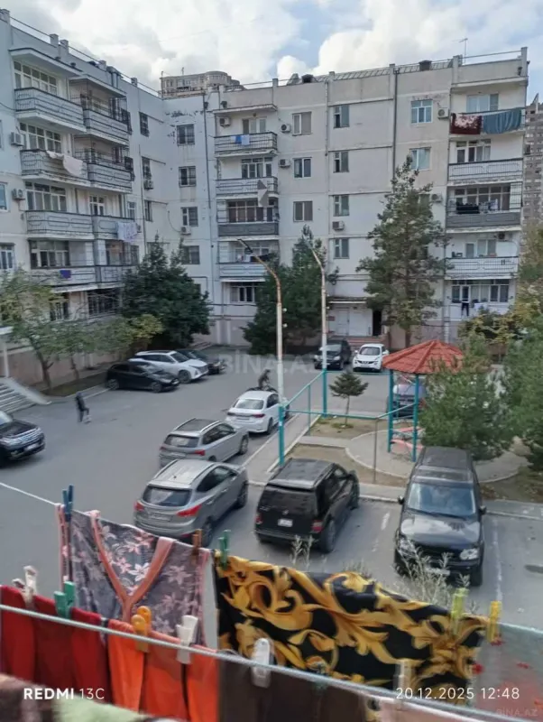 Satılır 3 otaqlı mənzil 110 m²