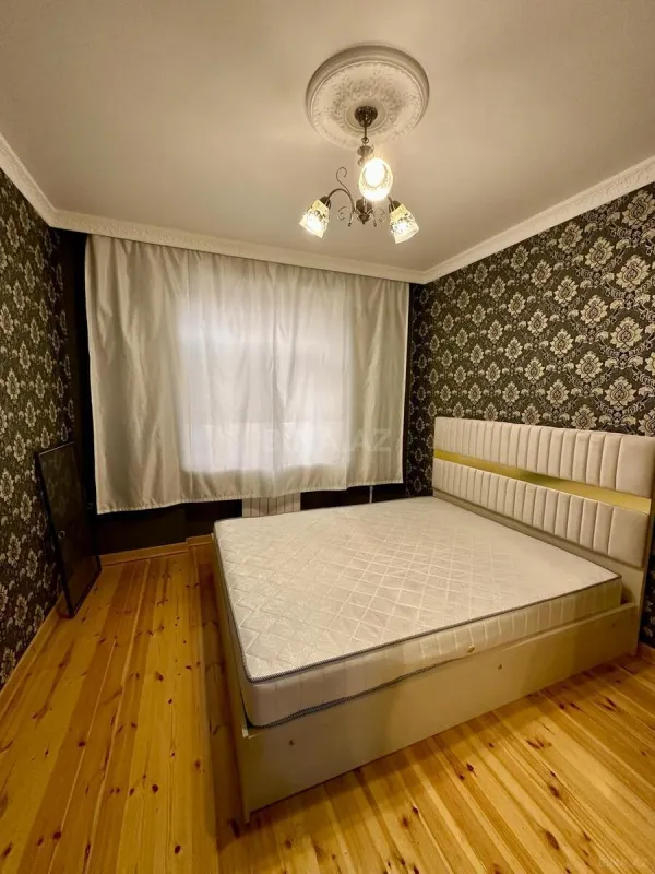Kirayə verilir 2 otaqlı mənzil 65 m²